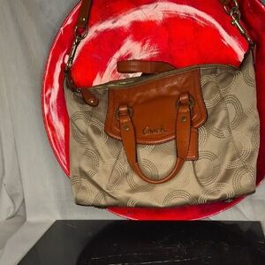 P14- Coach Beige and Brown Signature Shoulder Bag